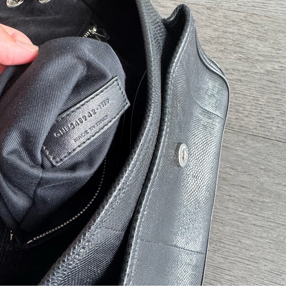 Saint Laurent Medium Niki Black Python Leather Sh… - image 6